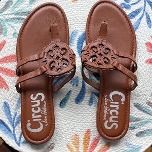NWOT Circus by Sam Edelman Tan Cutout Sandals